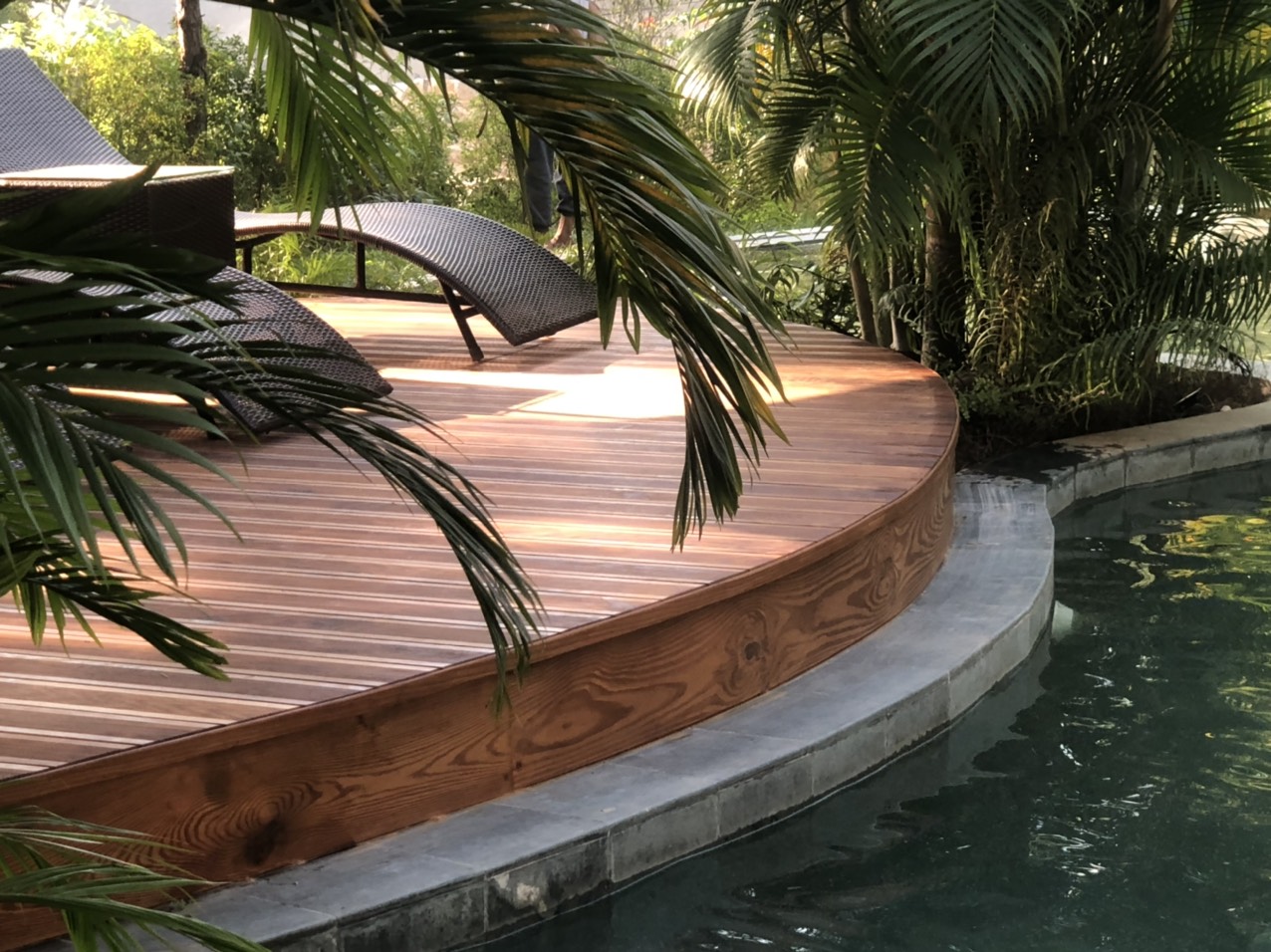 Sàn gỗ biến tính homestay AMYA
